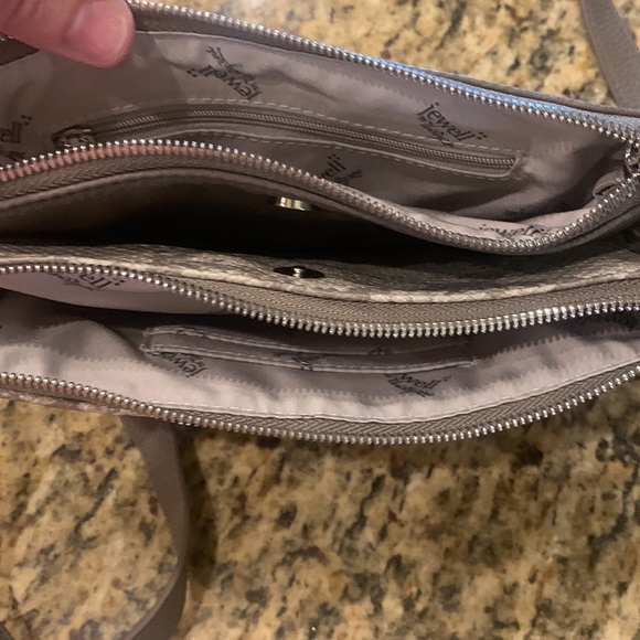 Thirty-one snake print crossbody or clutch, NWOT | offer in description - Picture 5 of 5